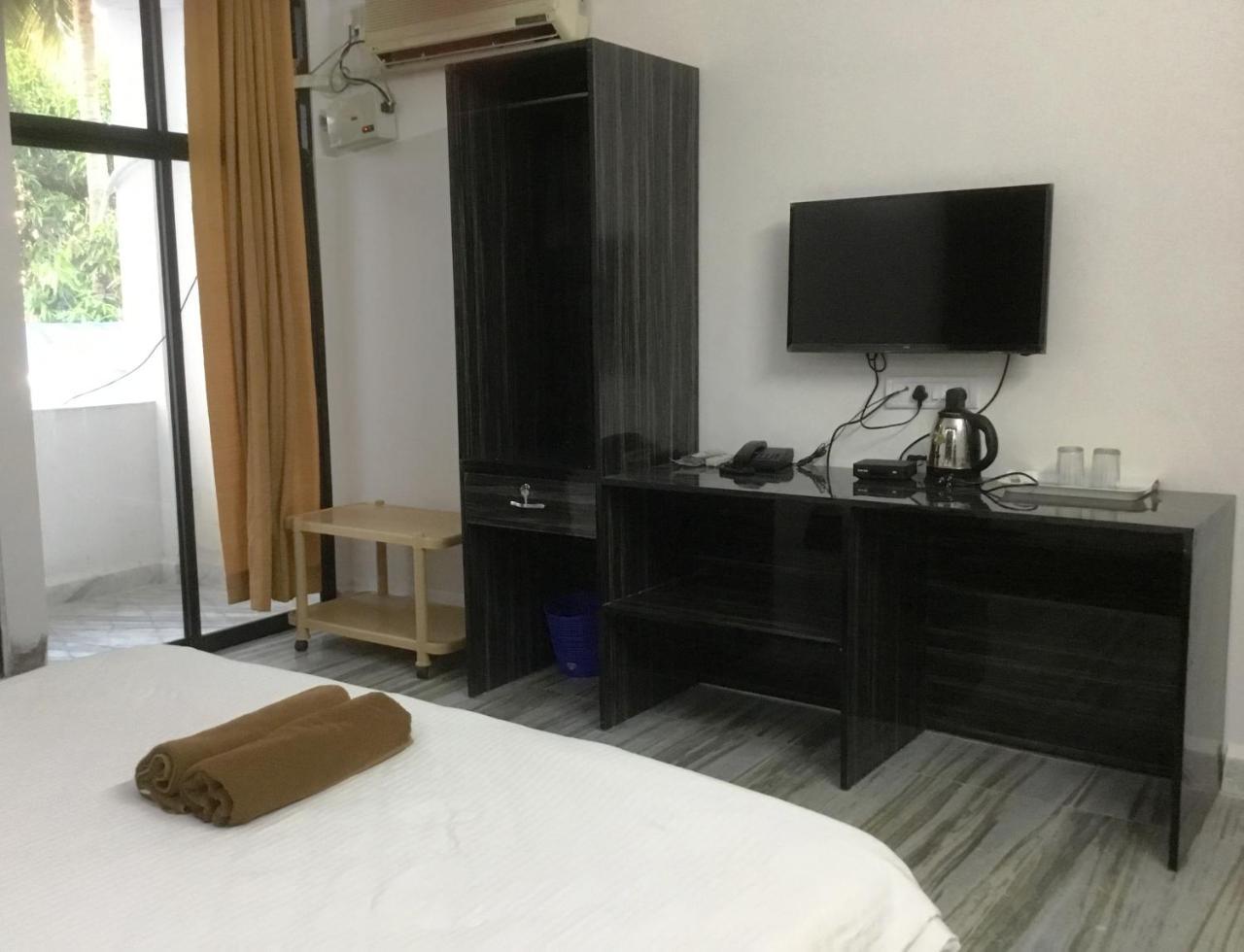Hotel Bom Sucesso, Candolim Beach Экстерьер фото